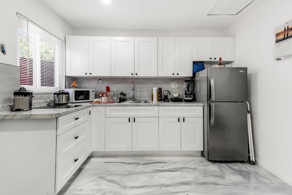 Activo con contrato: $625,000 (4 camas, 3 baños, 1924 Pies cuadrados)