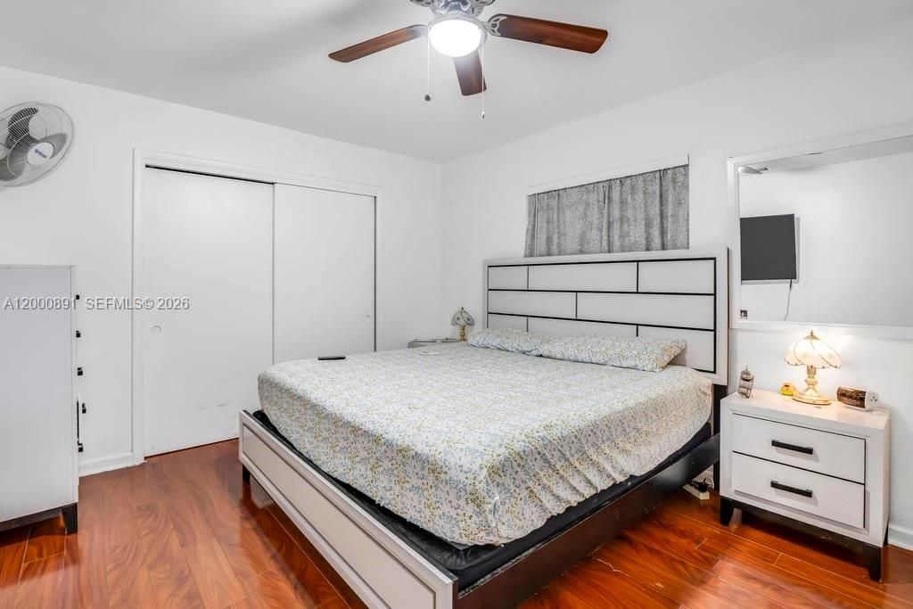 Activo con contrato: $625,000 (4 camas, 3 baños, 1924 Pies cuadrados)