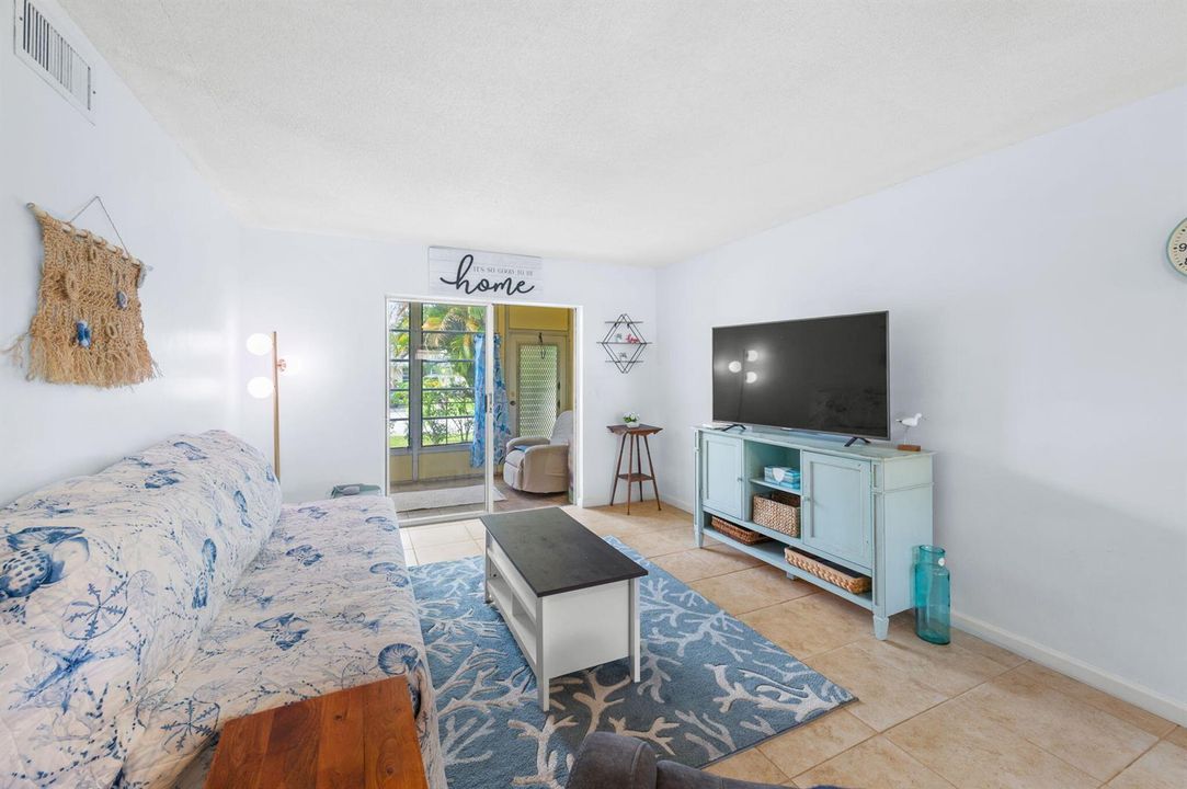 14-web-or-mls-2102 NE 1st Way #103 - 14