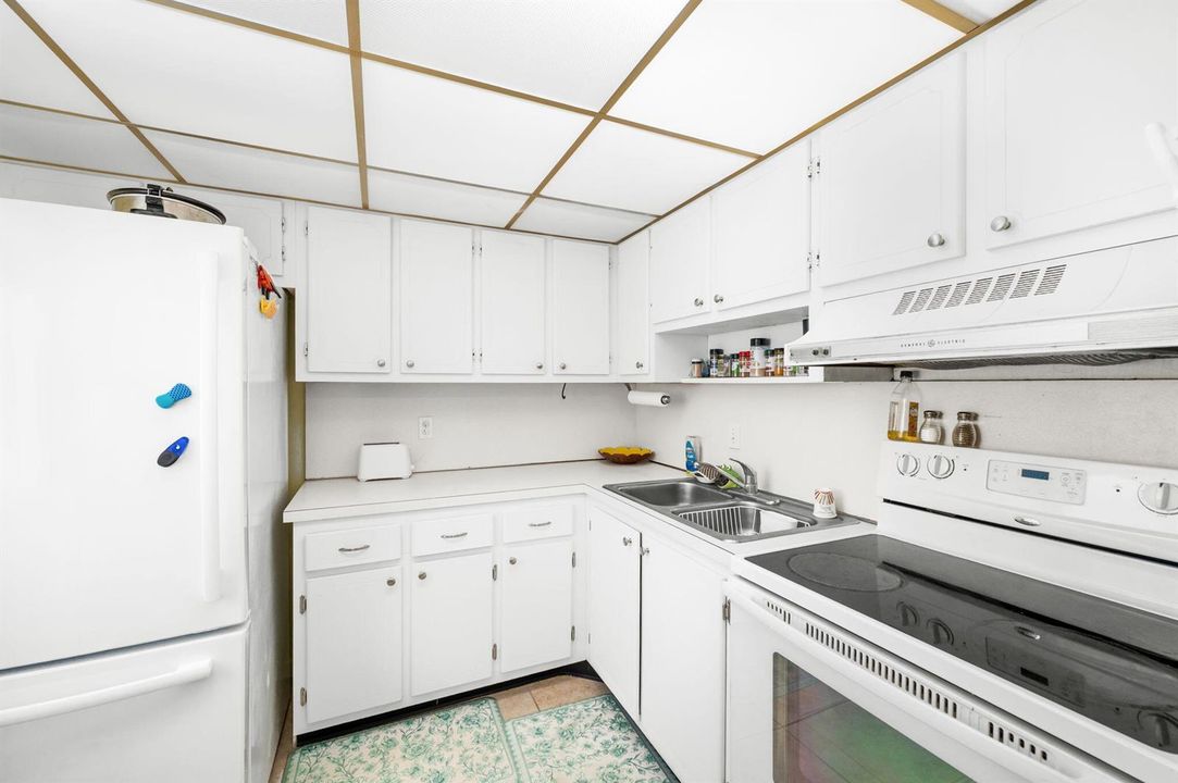 6-web-or-mls-2102 NE 1st Way #103 - 6