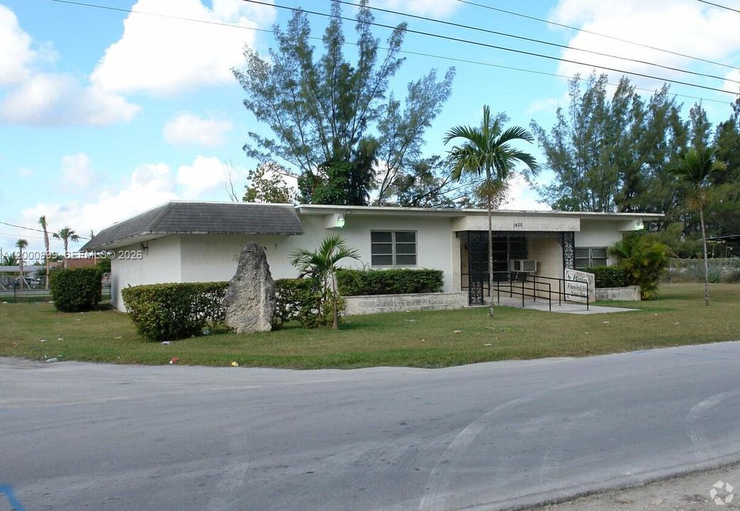 For Rent: $6,500 (0 beds, 0 baths, 0 Square Feet)
