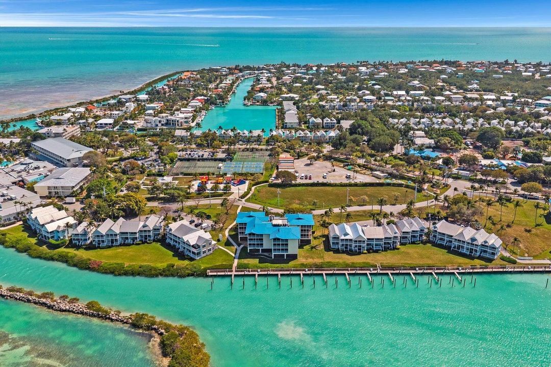 Deep water location with ALL the views