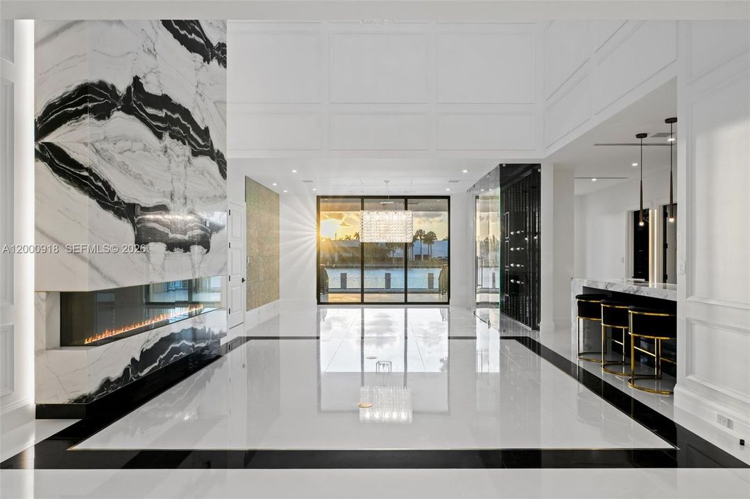 For Sale: $15,995,000 (10 beds, 7 baths, 9655 Square Feet)