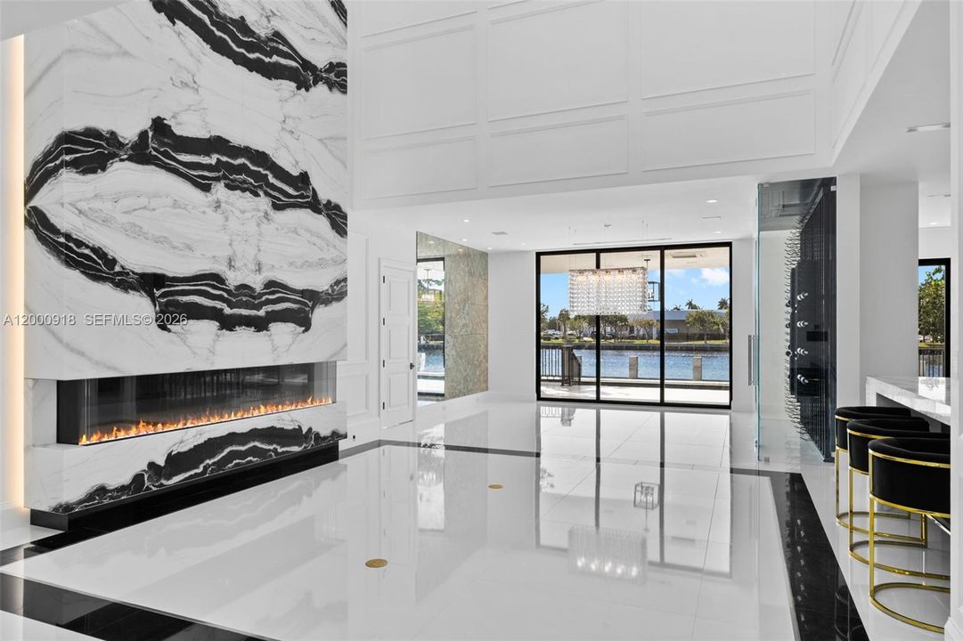 For Sale: $15,995,000 (10 beds, 7 baths, 9655 Square Feet)