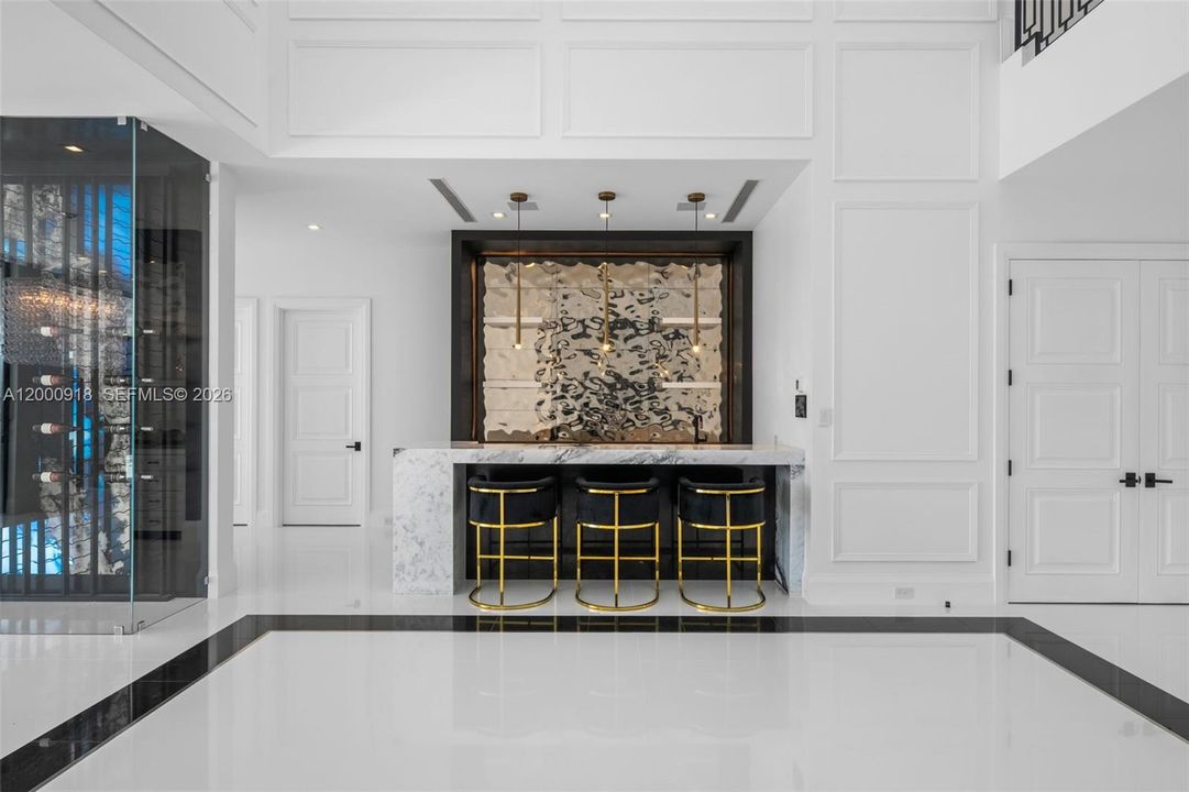 For Sale: $15,995,000 (10 beds, 7 baths, 9655 Square Feet)
