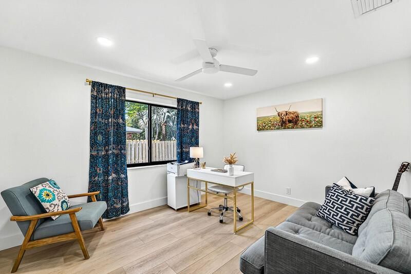 Bonus Room/Bedroom 4