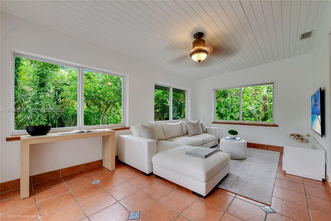 Poolside Family Room