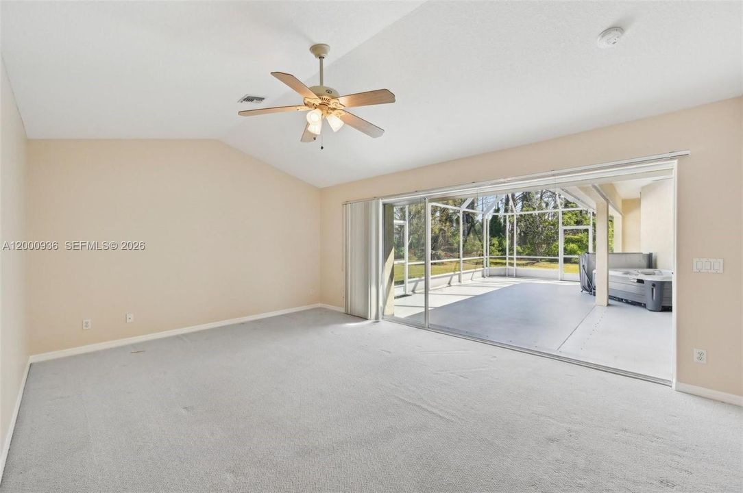 For Sale: $444,900 (4 beds, 2 baths, 2577 Square Feet)
