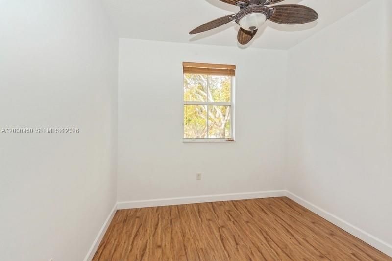 Active With Contract: $3,000 (3 beds, 2 baths, 1593 Square Feet)