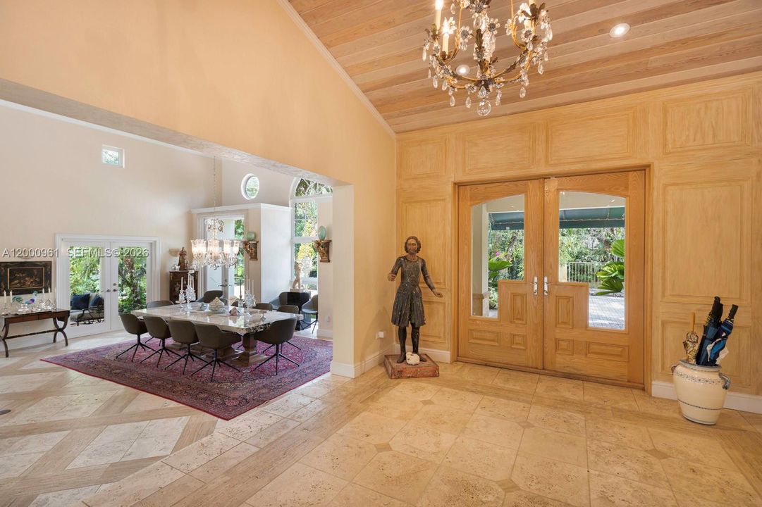 Recientemente alquilado: $39,000 (6 camas, 5 baños, 8534 Pies cuadrados)