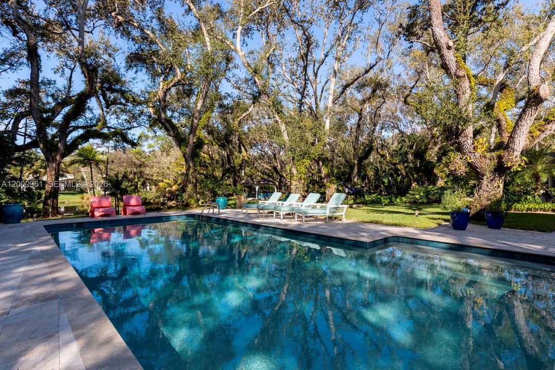Recientemente alquilado: $39,000 (6 camas, 5 baños, 8534 Pies cuadrados)