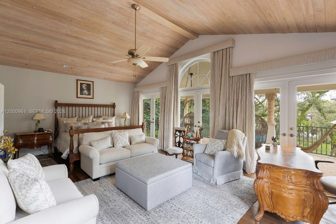 Recientemente alquilado: $39,000 (6 camas, 5 baños, 8534 Pies cuadrados)