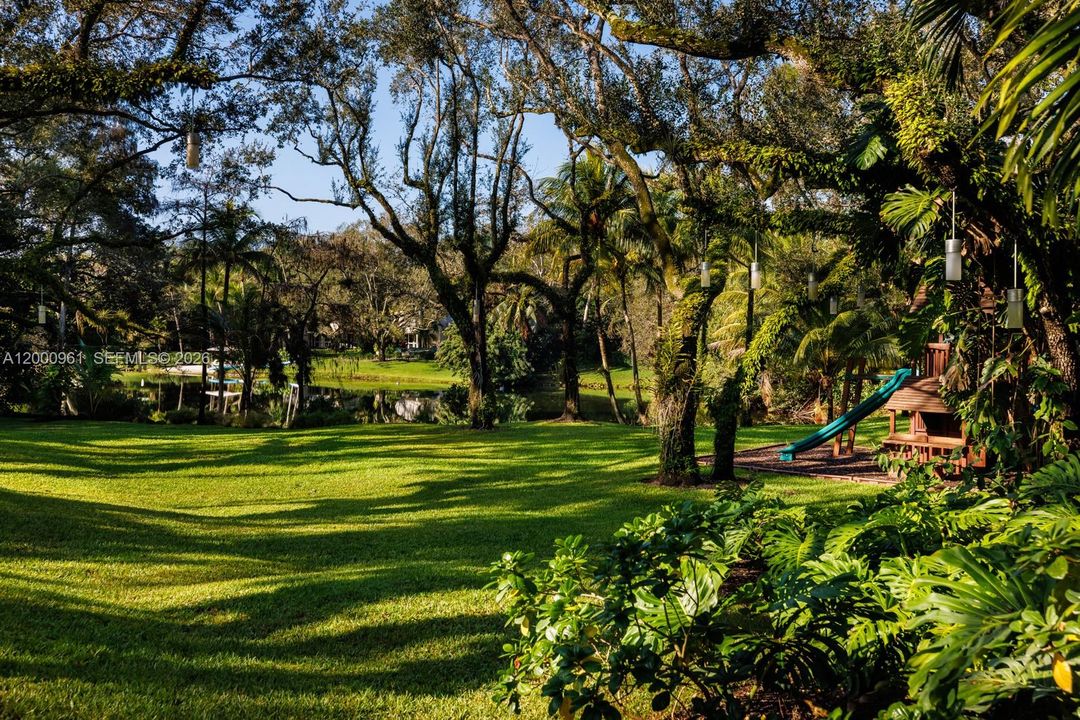 Recientemente alquilado: $39,000 (6 camas, 5 baños, 8534 Pies cuadrados)