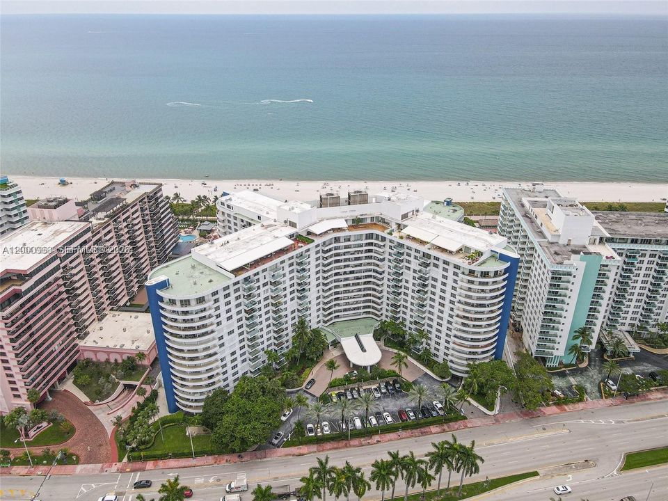 Recently Sold: $850,000 (2 beds, 2 baths, 1030 Square Feet)