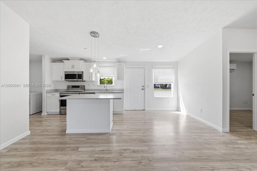 For Rent: $1,600 (2 beds, 2 baths, 0 Square Feet)