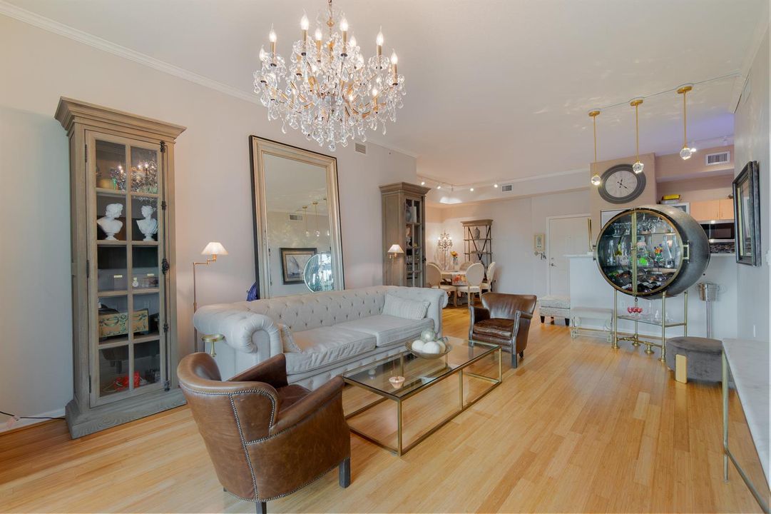 Living Room (2)