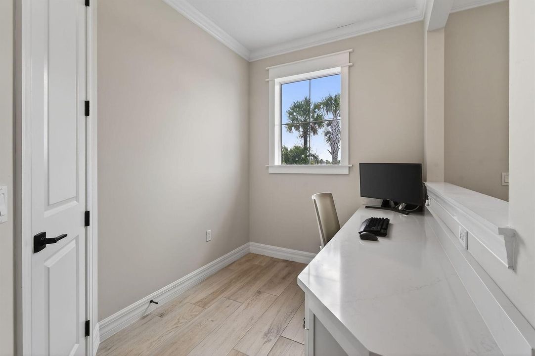 10764NorthbrookCircle(23)