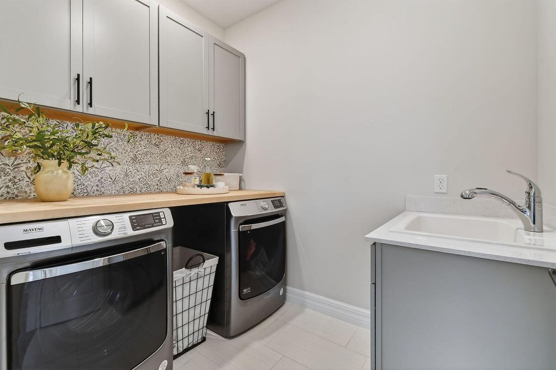 10764NorthbrookCircle(56)