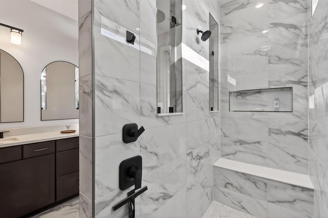 10764NorthbrookCircle(41)