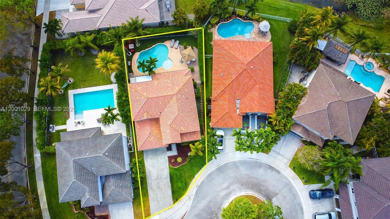 En Venta: $1,170,000 (4 camas, 3 baños, 2536 Pies cuadrados)