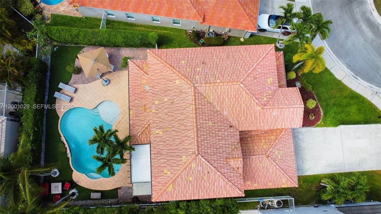 En Venta: $1,170,000 (4 camas, 3 baños, 2536 Pies cuadrados)