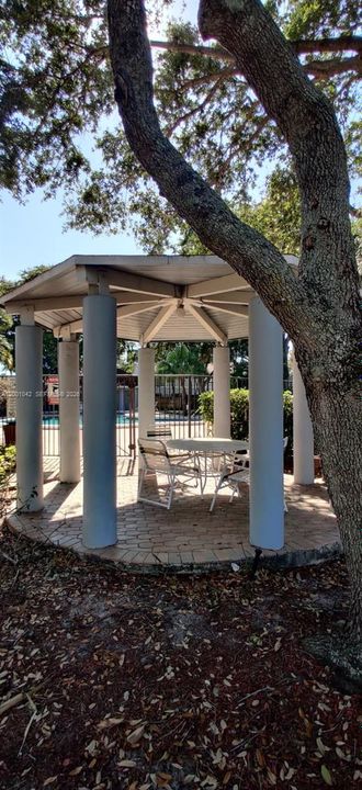 GAZEBO
