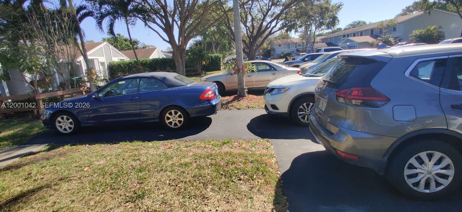 3 PARKING SPOTS