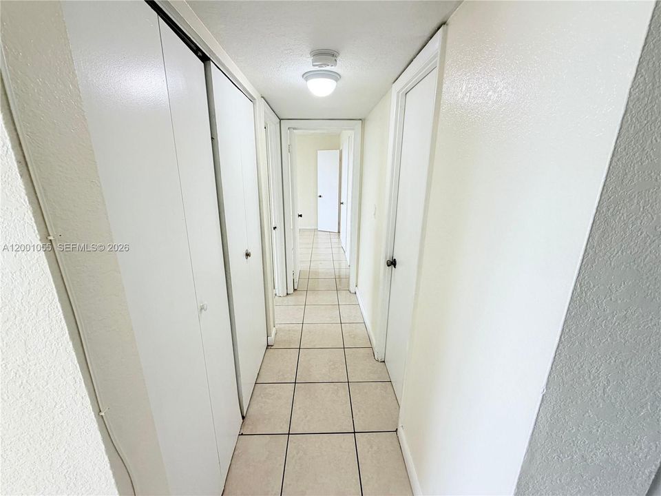 For Sale: $160,000 (2 beds, 2 baths, 1175 Square Feet)
