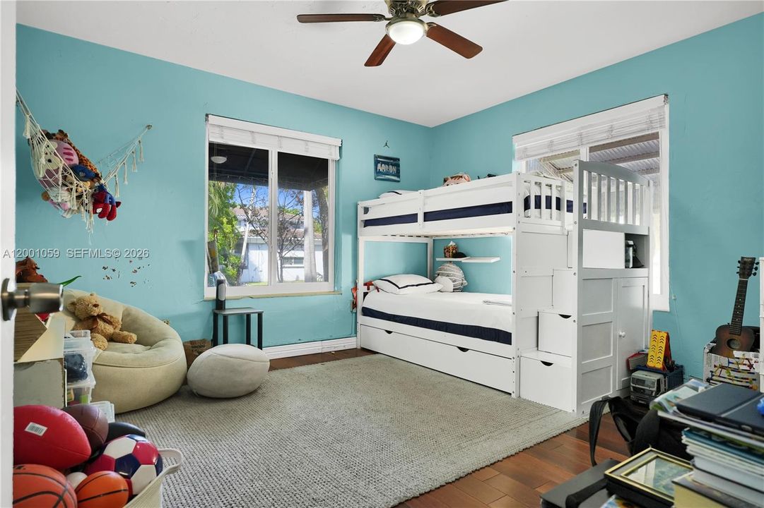 Active With Contract: $8,800 (4 beds, 3 baths, 1985 Square Feet)