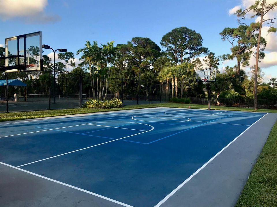 Breakers West Basketball Court