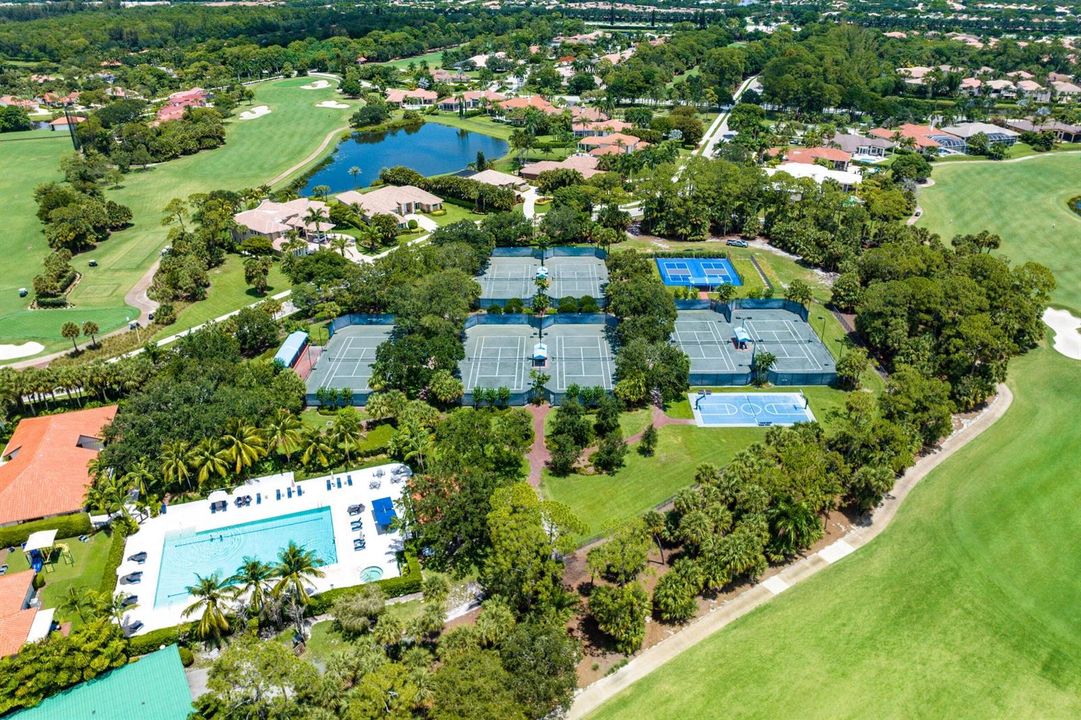 Breakers West Tennis:Pickle Ball Courts
