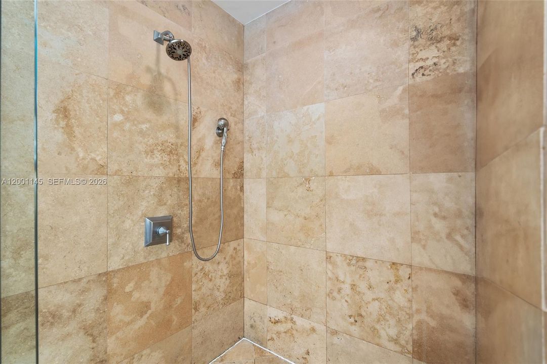 For Sale: $5,100,000 (4 beds, 3 baths, 2837 Square Feet)
