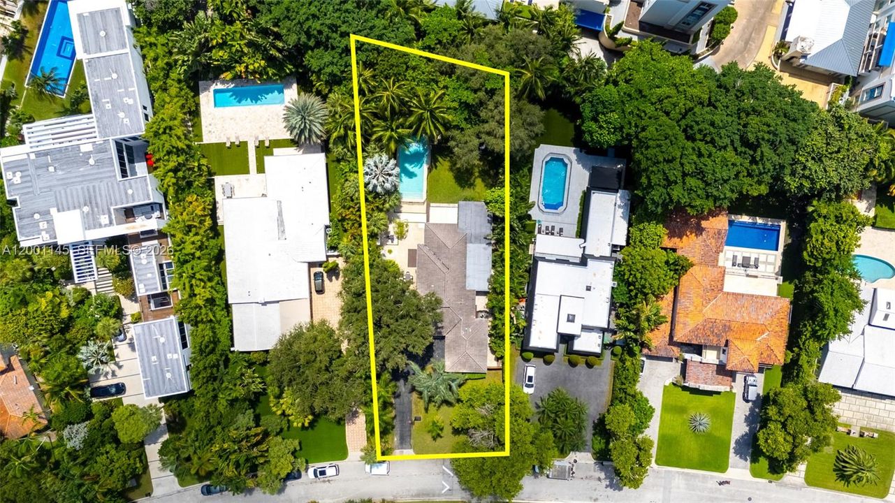 For Sale: $5,100,000 (4 beds, 3 baths, 2837 Square Feet)