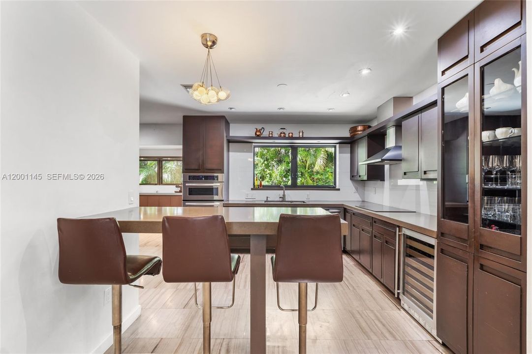 For Sale: $5,100,000 (4 beds, 3 baths, 2837 Square Feet)
