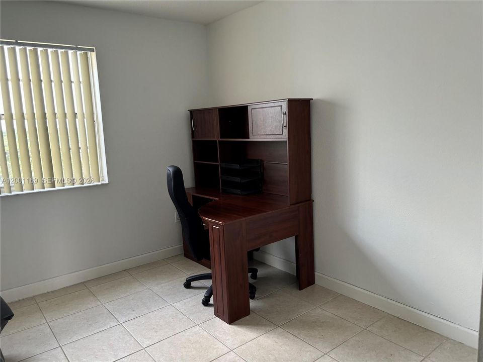 En Venta: $290,000 (2 camas, 1 baños, 1350 Pies cuadrados)