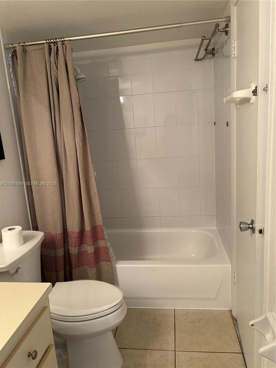 En Venta: $290,000 (2 camas, 1 baños, 1350 Pies cuadrados)
