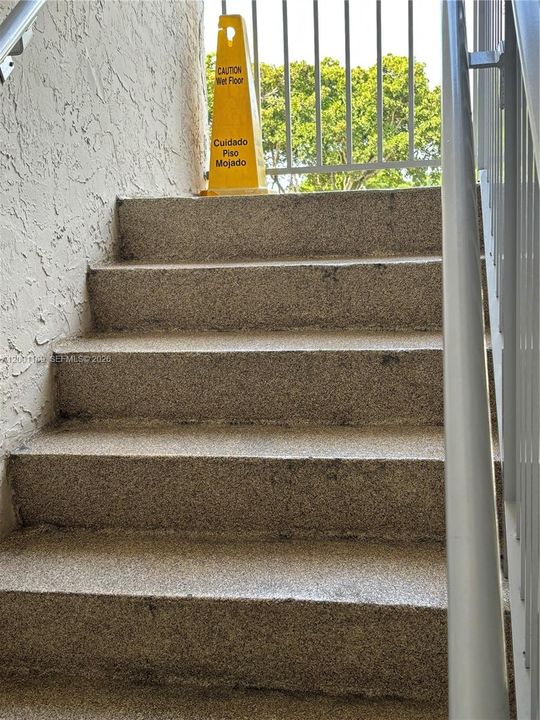 En Venta: $290,000 (2 camas, 1 baños, 1350 Pies cuadrados)