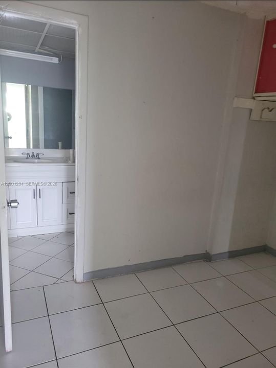En Renta: $1,250 (1 camas, 1 baños, 735 Pies cuadrados)