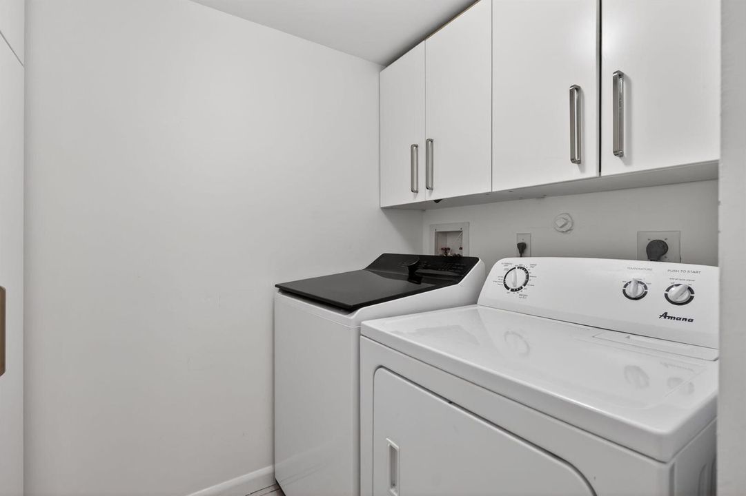 washer and dryer
