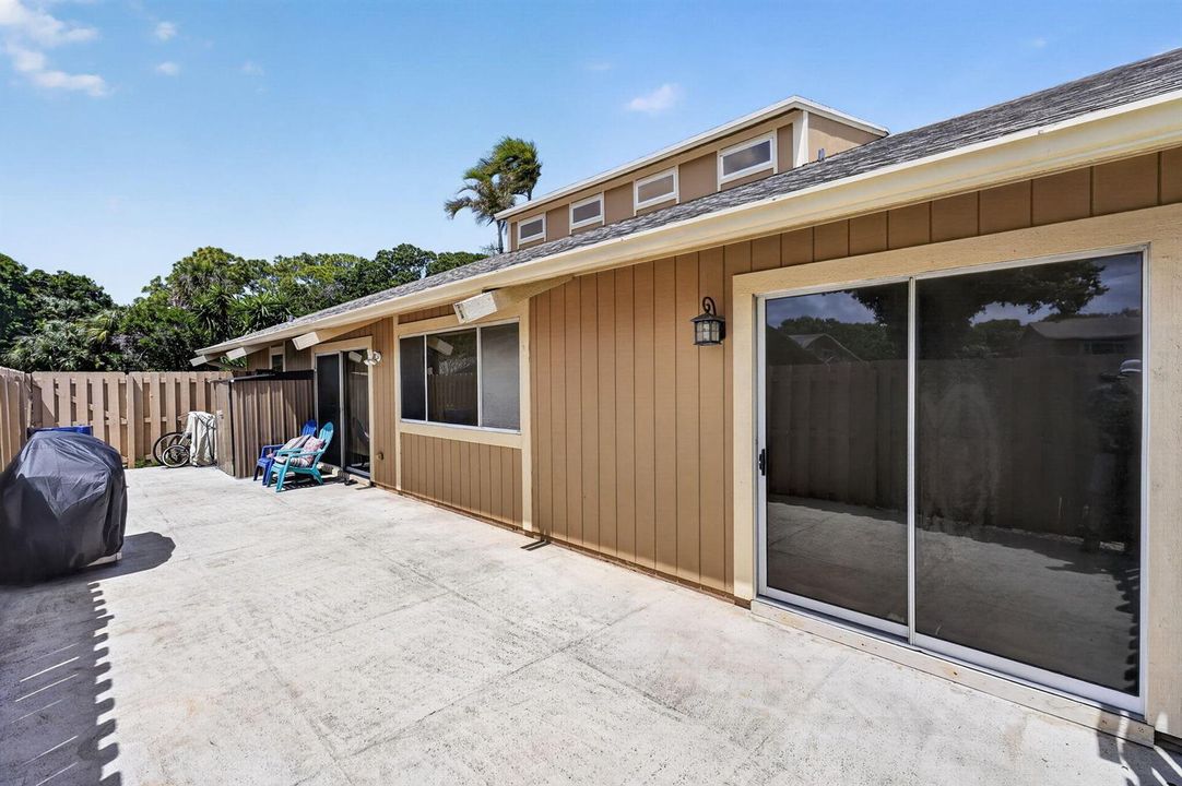 fenced patio from great room
