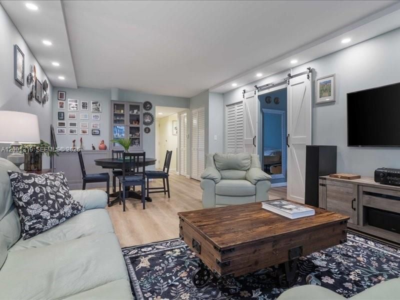 En Venta: $145,000 (1 camas, 1 baños, 808 Pies cuadrados)