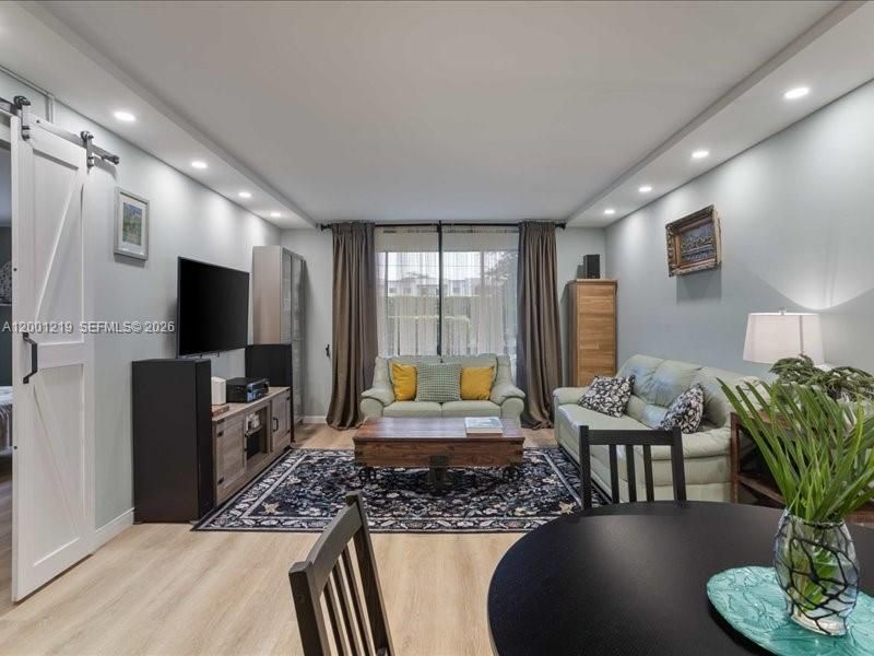 En Venta: $145,000 (1 camas, 1 baños, 808 Pies cuadrados)