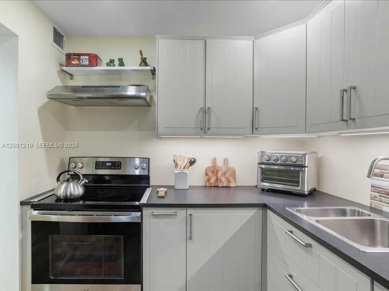 En Venta: $145,000 (1 camas, 1 baños, 808 Pies cuadrados)