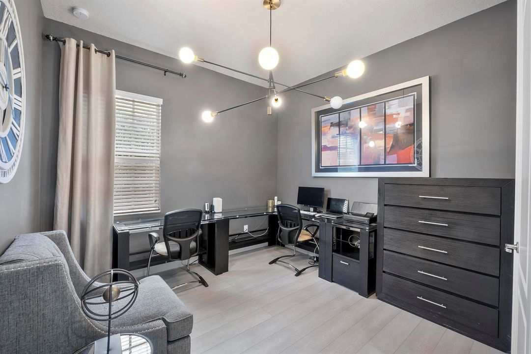 8768 S Miralago Way_039