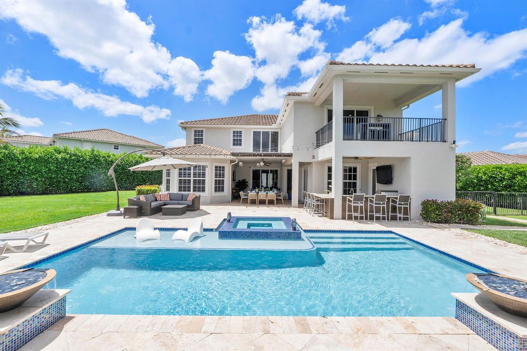 8768 S Miralago Way_024