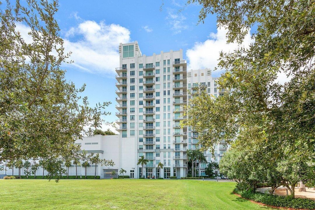 001-300SouthAustralianAvenue-WestPalmBea