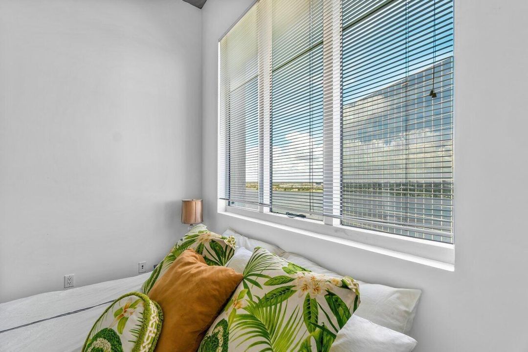 015-300SouthAustralianAvenue-WestPalmBea