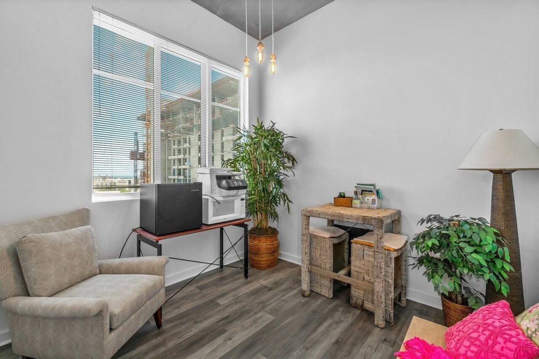 021-300SouthAustralianAvenue-WestPalmBea