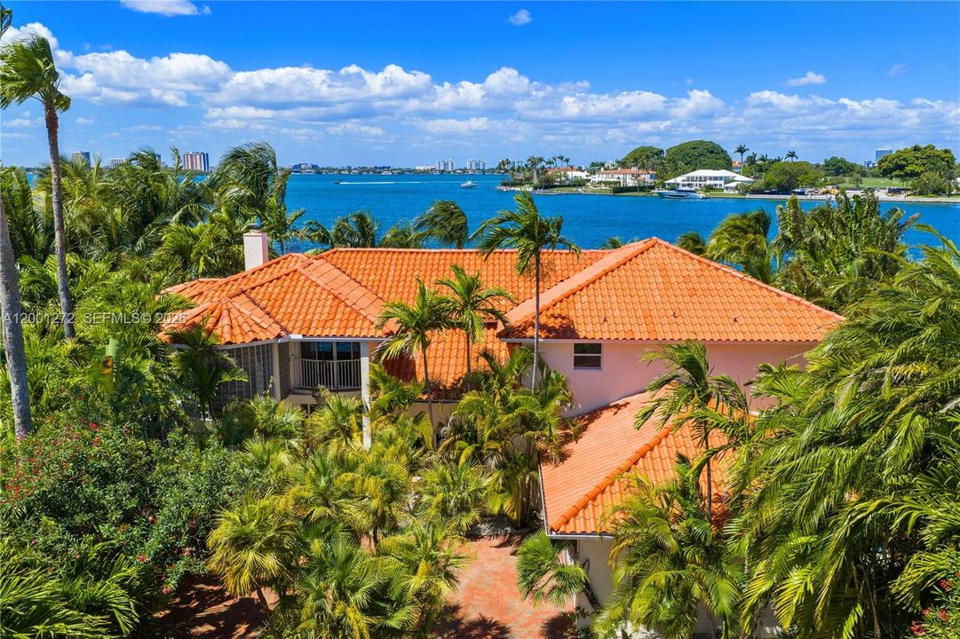 For Rent: $39,500 (4 beds, 3 baths, 4645 Square Feet)