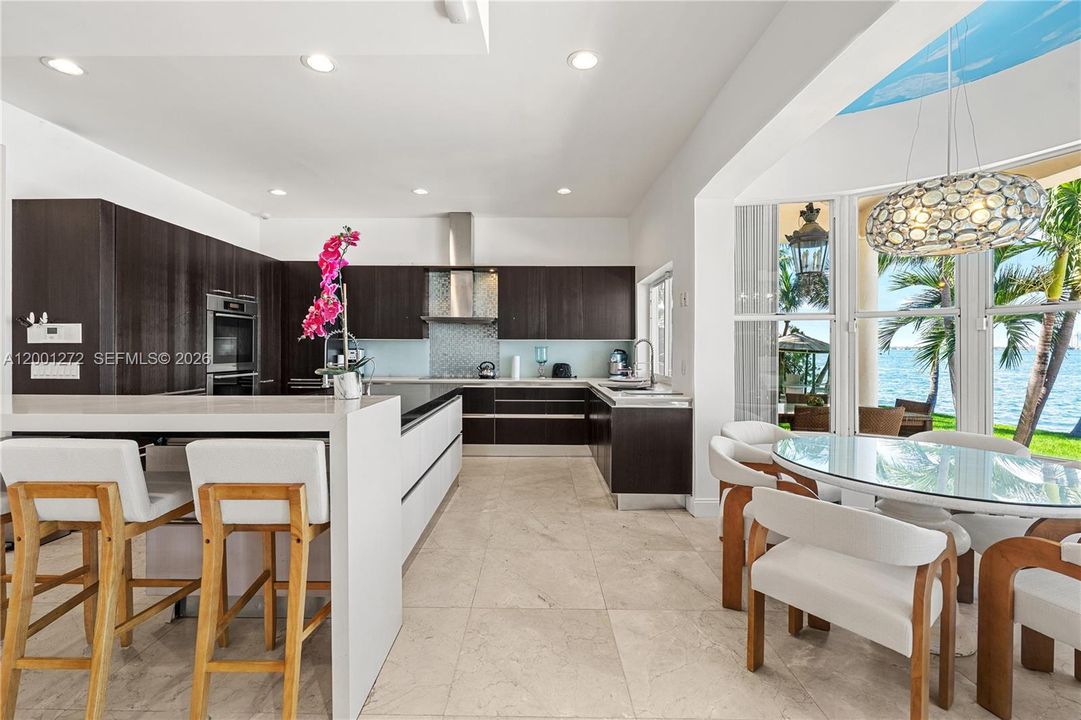 For Rent: $39,500 (4 beds, 3 baths, 4645 Square Feet)
